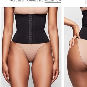 Skims onyx waist trainer new